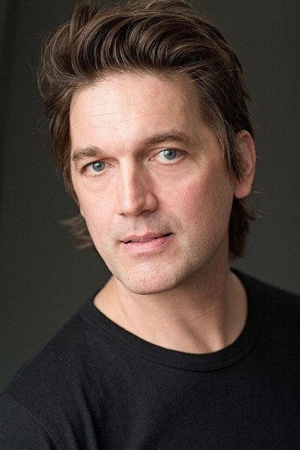 Tom Mesmer - Actor Profile Photo