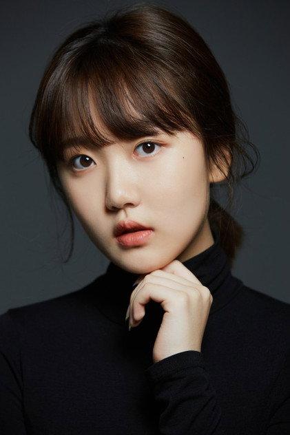 Shin Bi - Actor Profile Photo