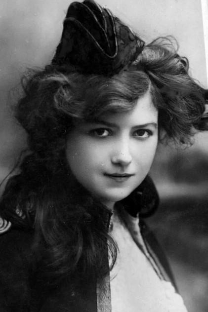 Ethel Oliver - Actor Profile Photo
