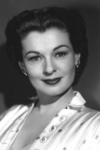 Ruth Hussey - Actor Profile Photo