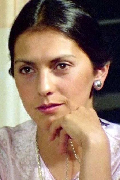 Dora Guerra - Actor Profile Photo