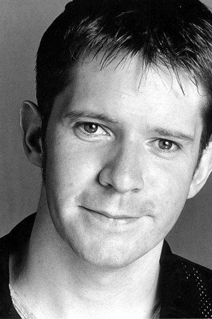 Giles New - Actor Profile Photo
