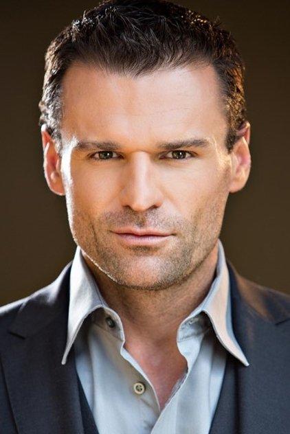 Stephen Dunlevy - Actor Profile Photo