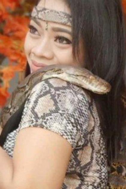 Astrid Ular - Actor Profile Photo