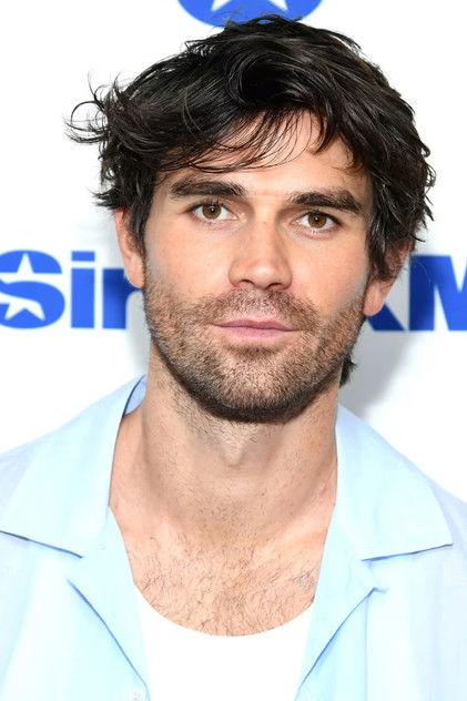 KJ Apa - Actor Profile Photo