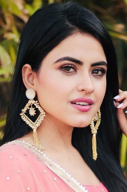 Simi Chahal - Actor Profile Photo
