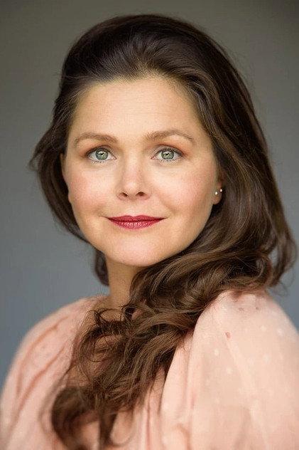 Estelle Long - Actor Profile Photo