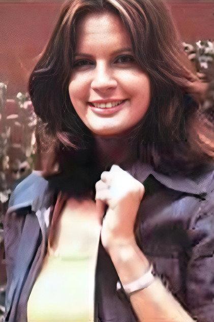 Victoria Quilter - Actor Profile Photo