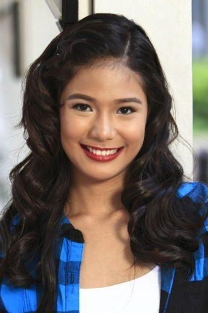 Devon Seron - Actor Profile Photo