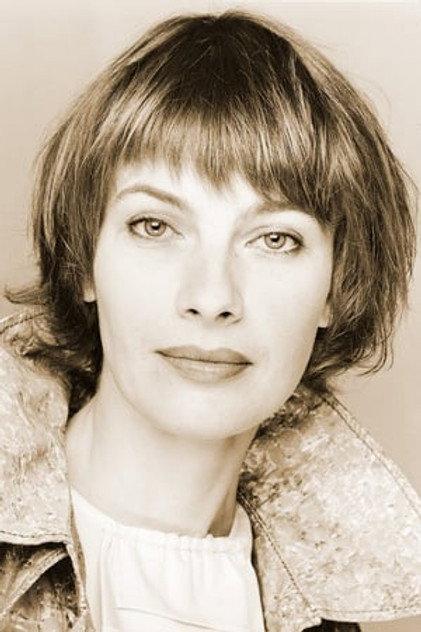 Olesya Potashinskaya - Actor Profile Photo