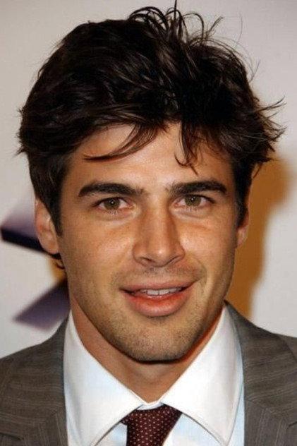 Reshad Strik - Actor Profile Photo