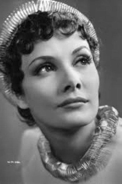 Pearl Argyle - Actor Profile Photo
