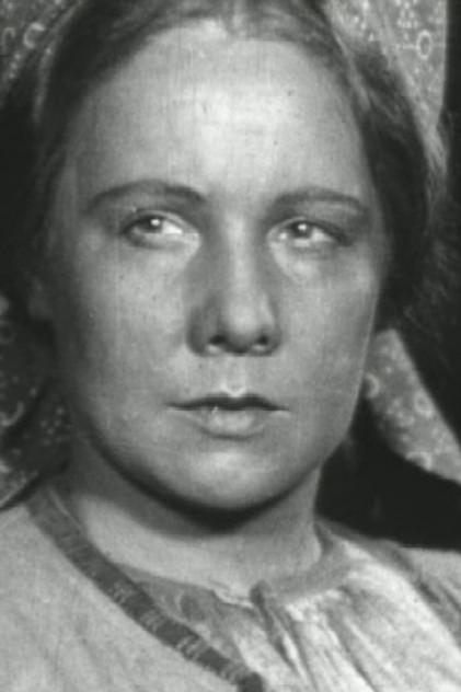 Elena Karyakina - Actor Profile Photo