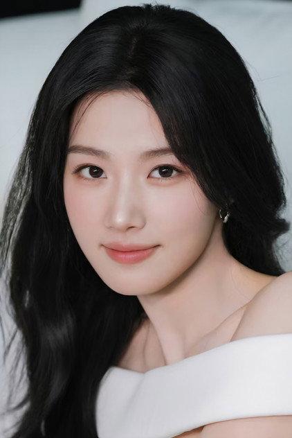 Lu Yuxiao - Actor Profile Photo