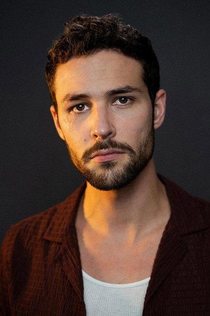 Alex Killian - Actor Profile Photo
