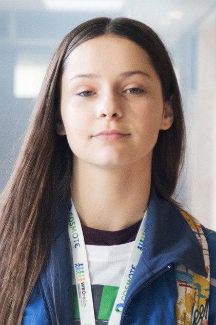 Maya Pipera - Actor Profile Photo