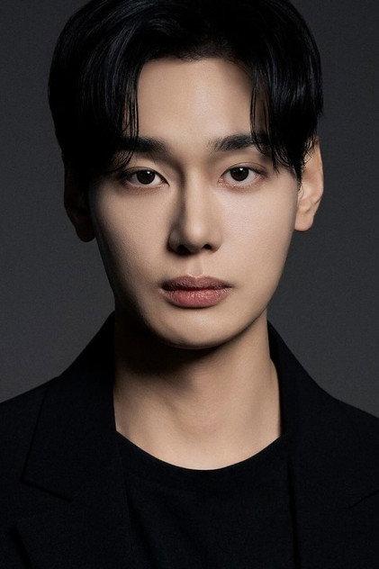 Hwang Dong-hee - Actor Profile Photo