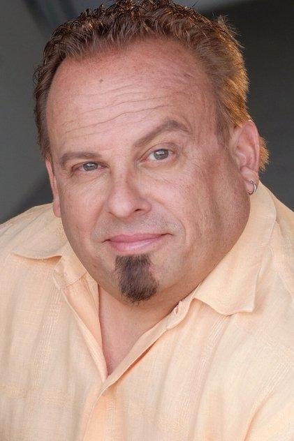 Arturo Gil - Actor Profile Photo
