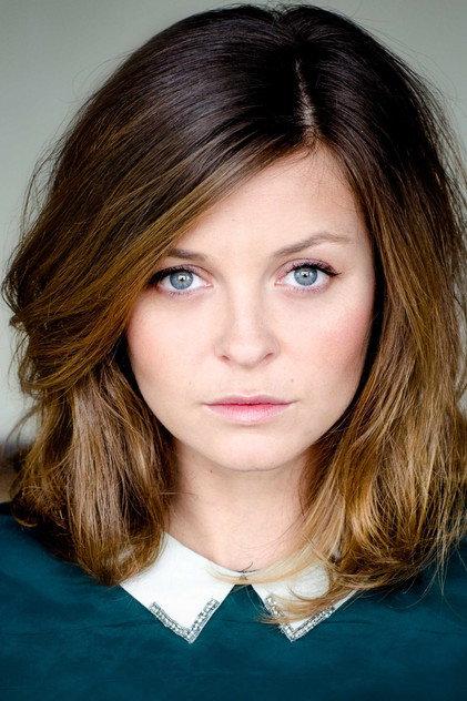 Émilie Carbonneau - Actor Profile Photo