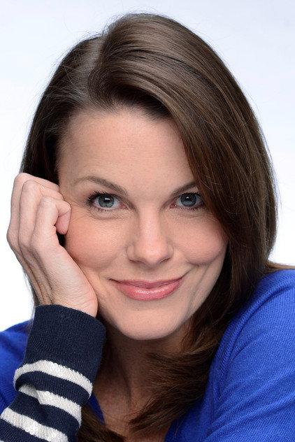 Lisa Stewart - Actor Profile Photo