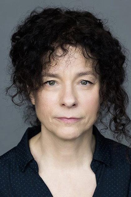 Isabelle Cyr - Actor Profile Photo