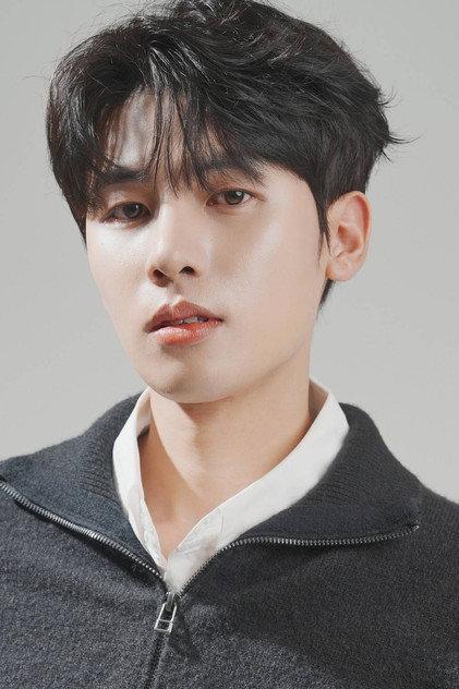 Ahn Kang-ju - Actor Profile Photo