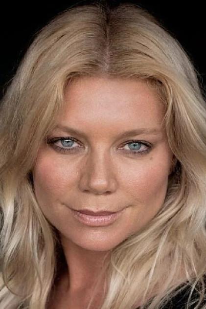 Peta Wilson - Actor Profile Photo
