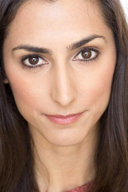 Zoey Arzo - Actor Profile Photo