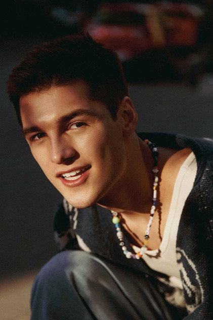 Juan Pablo Fuentes - Actor Profile Photo
