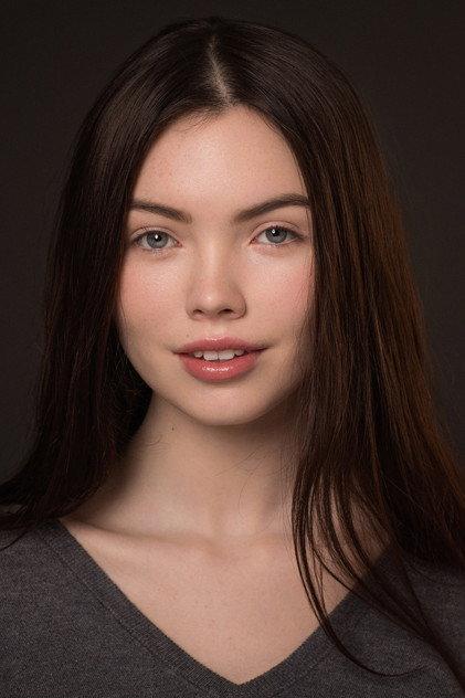 Lauryn Canny - Actor Profile Photo