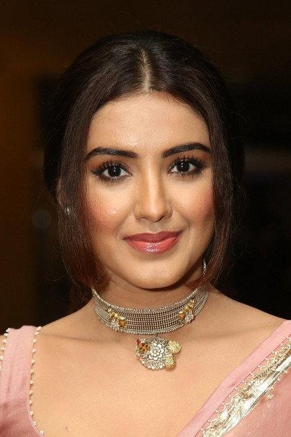 Malvika Sharma - Actor Profile Photo