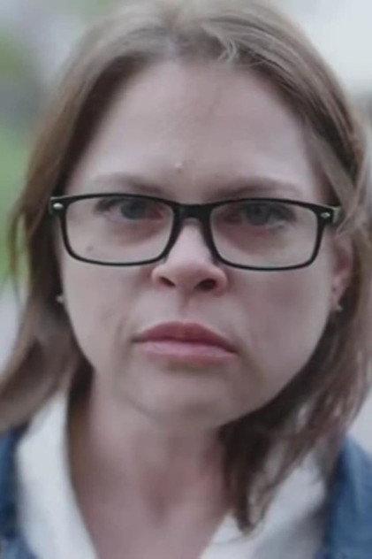 Ann Moss - Actor Profile Photo