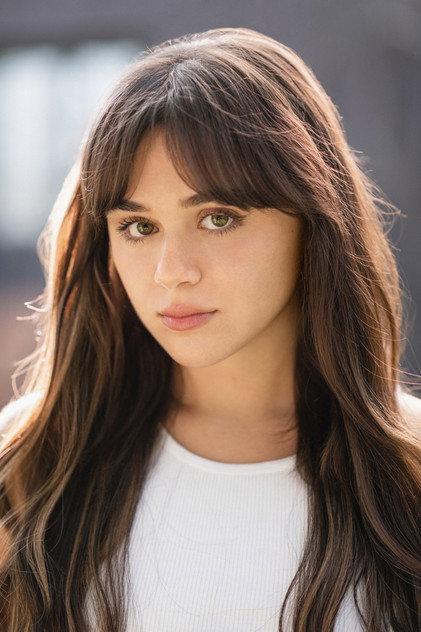 Isabella Pappas - Actor Profile Photo