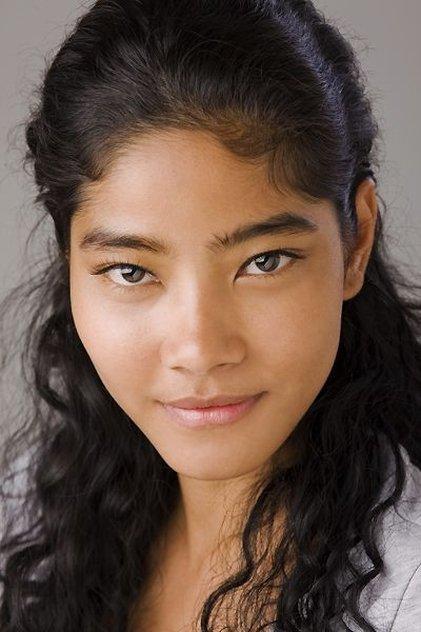 Napakpapha Nakprasitte - Actor Profile Photo