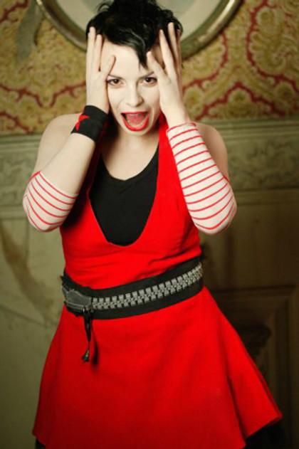 Priske Dehandschutter - Actor Profile Photo