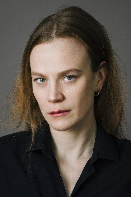 Electra Hallman - Actor Profile Photo