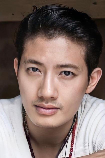 Arak Amornsupasiri - Actor Profile Photo