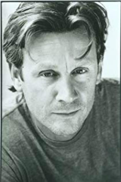 Simon Poland - Actor Profile Photo