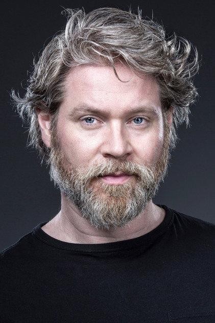 Lukas Loughran - Actor Profile Photo