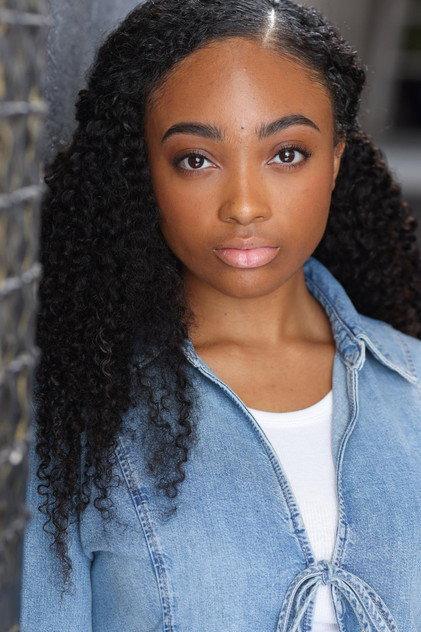 Sanai Victoria - Actor Profile Photo