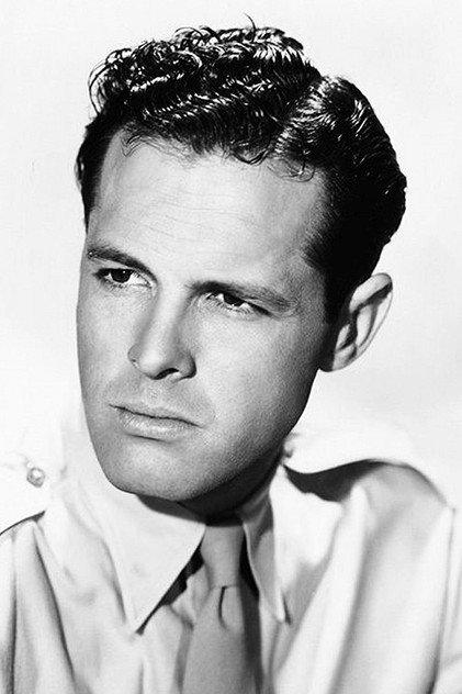 Robert Sully - Actor Profile Photo