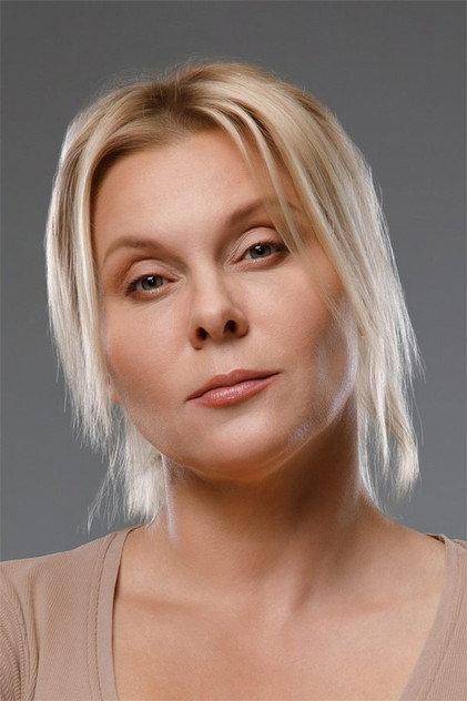 Yana Troyanova - Actor Profile Photo