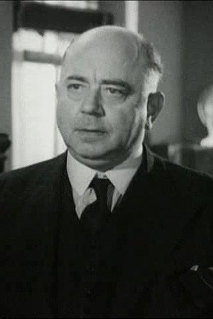 Lloyd Pearson - Actor Profile Photo