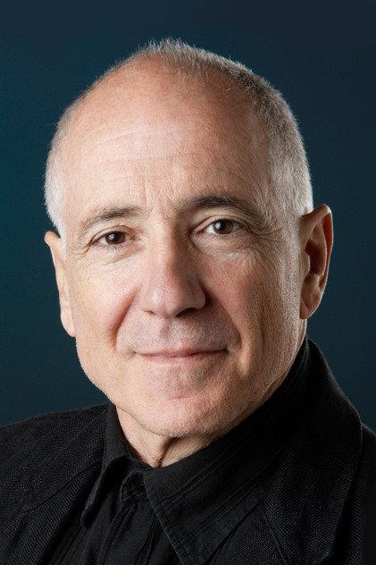 Emil Wolk - Actor Profile Photo