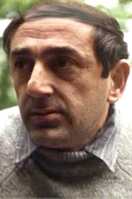 Alan Chuntz - Actor Profile Photo