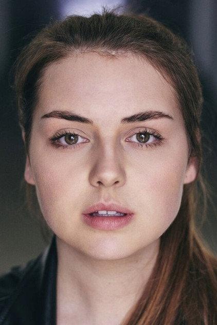 Julia Stammler - Actor Profile Photo