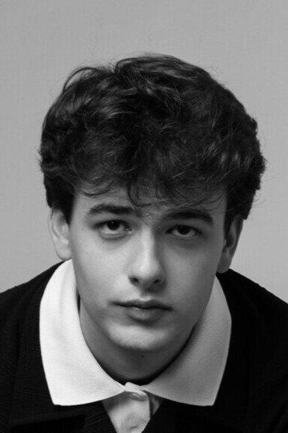 Thiago Voltolini - Actor Profile Photo