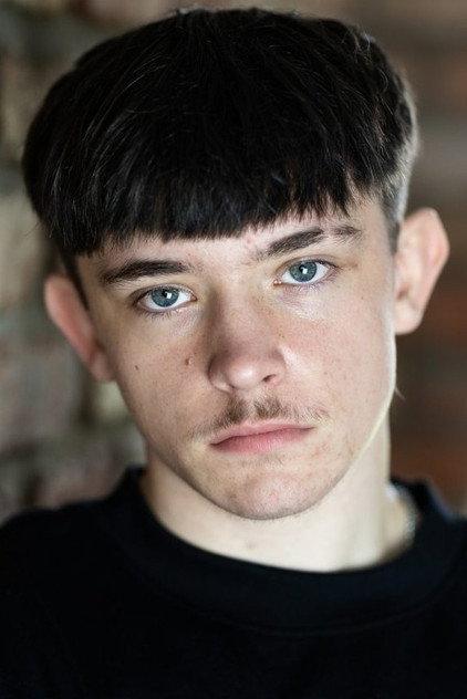 Brandon Brownlee - Actor Profile Photo