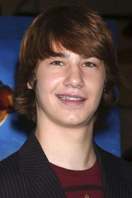 Alex Neuberger - Actor Profile Photo