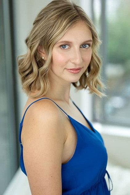 Corina Bizim - Actor Profile Photo